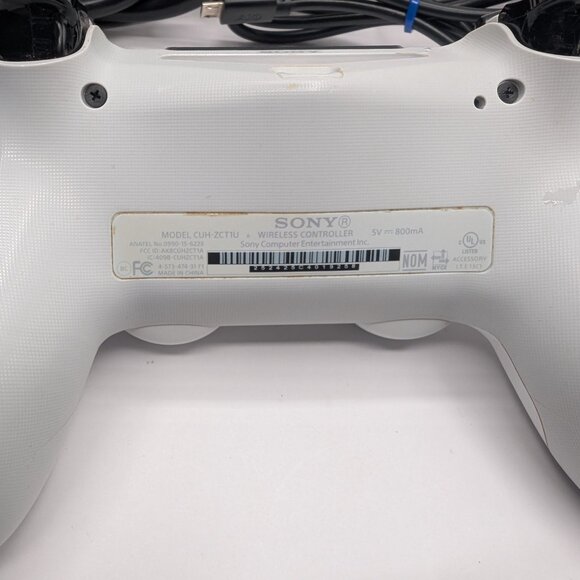 Sony Playstation 4 Pro Console Bundle 2T - TESTED - Picture 5 of 10